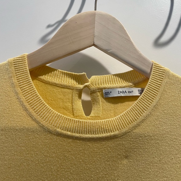 Zara Mustard Knit Sweater - Picture 4 of 5